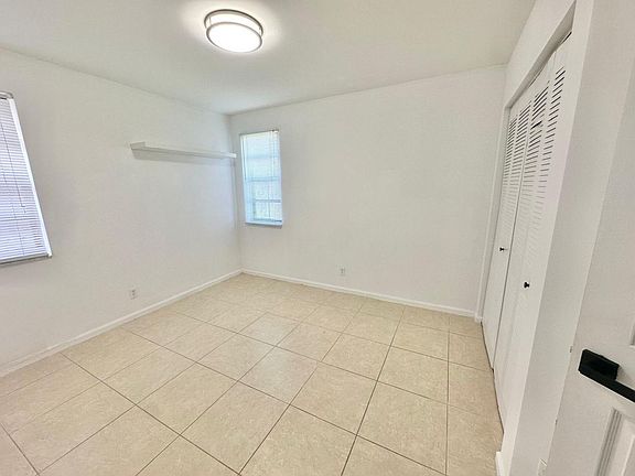 3rd image of 3170 Leewood Ter APT L210