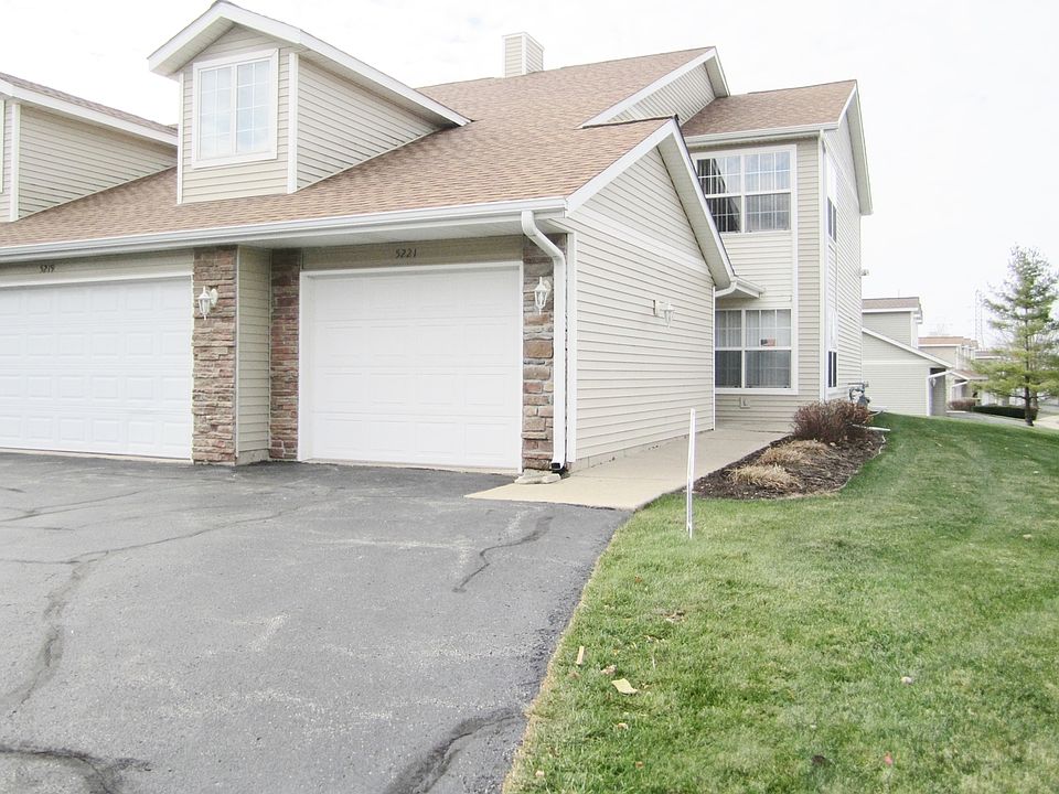 1st image of 5221 Diane Dr #0