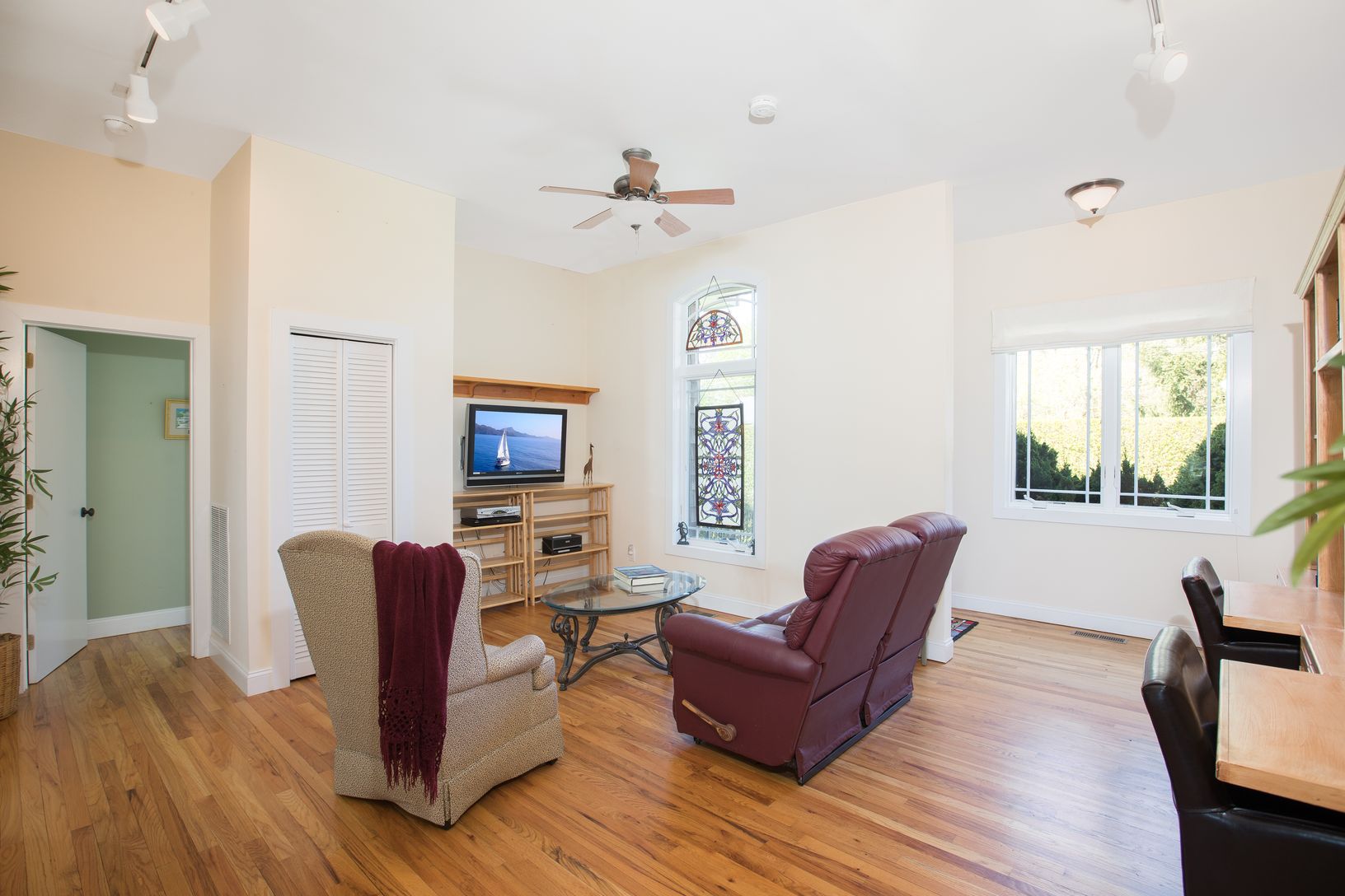  Den/office upon entering
