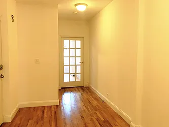 Rented by Rapid Realty Cobble Hill