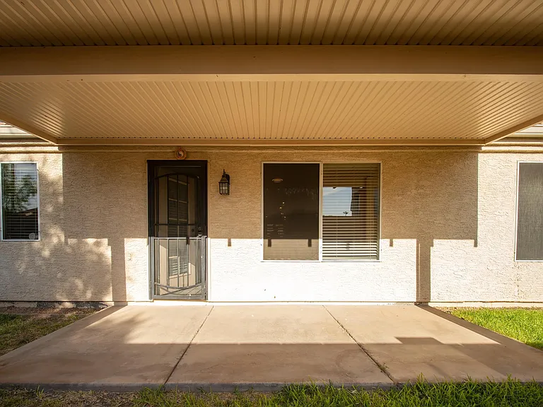 1118 S Surfside Dr — Photo 33