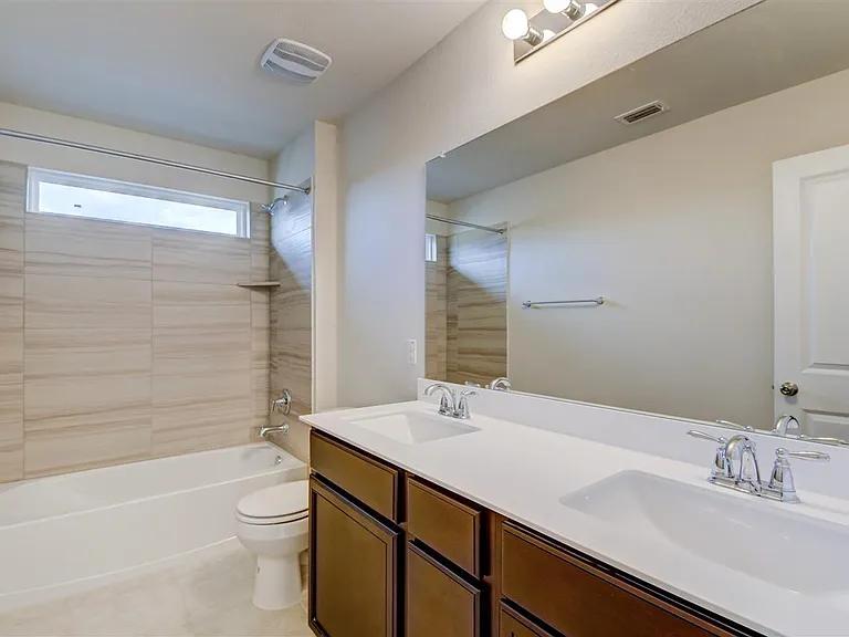 474 Spinnaker Loop — Photo 12