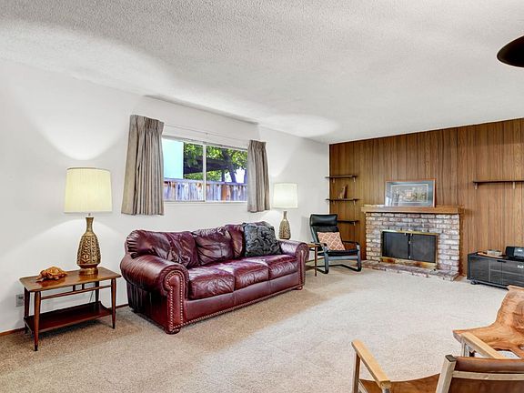 5th image of 3404 Buckner Dr