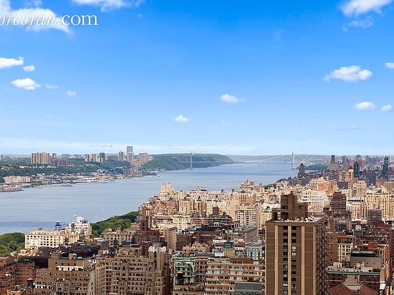 2nd image of 160 W 66th St APT 50A