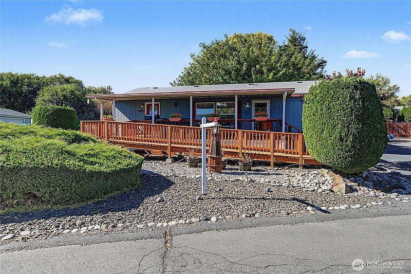 2nd image of 2285 Basin Street SW #207