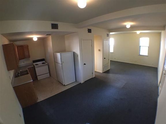 3rd image of 2307 Rio Grande St APT E