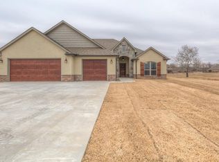 15417 Lakewood Ct, Claremore, OK 74017