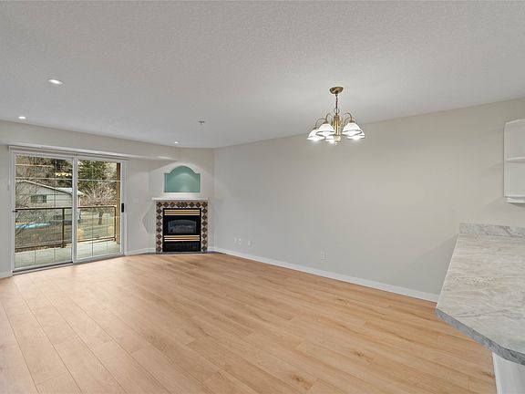 3rd image of 2169 Flamingo Rd #309