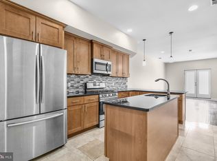 2050 Frankford Ave APT B, Philadelphia, PA 19125
