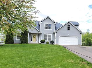 31 Berrios Hill Rd, Windsor, CT 06095