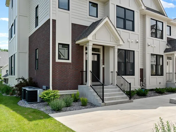 2357 Simply Living Ln, Hudson, WI 54016