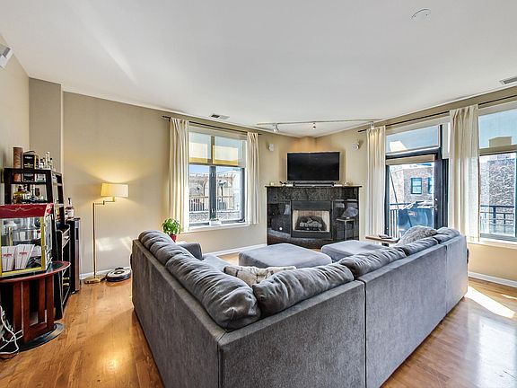 4th image of 2045 W Concord Pl APT 506