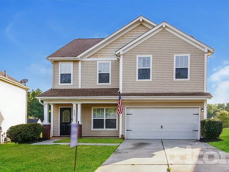 1522 Ladora Dr — Photo 1
