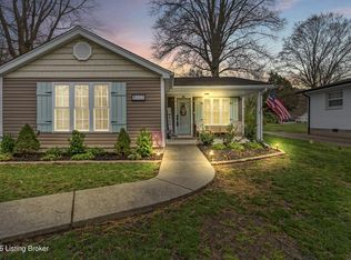 8117 Saint Andrews Church Rd, Louisville, KY 40258