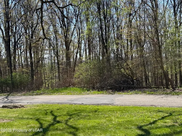 Substation Rd, Hazleton, PA 18202