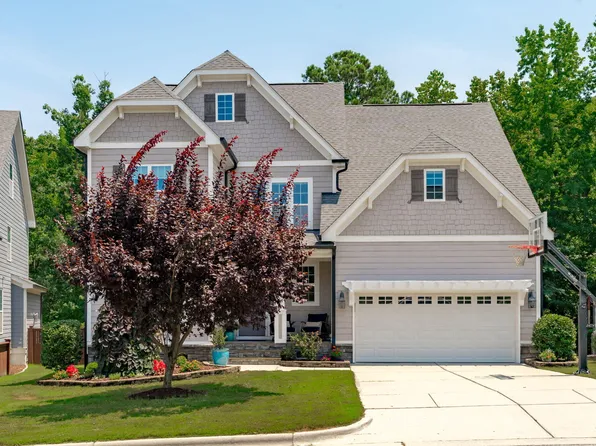 2716 Lake Waccamaw Trl, Apex, NC 27502