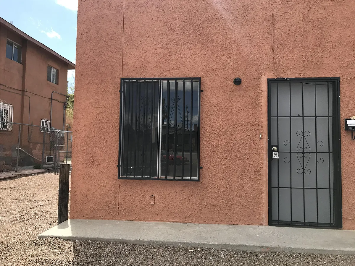 Building Photo - 3608 Tularosa Ave