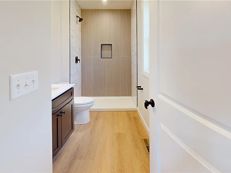 2905 Roosevelt St — Photo 54
