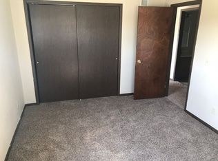 Large 2 bedroom unit-close to CyRide, Ames, IA 50014