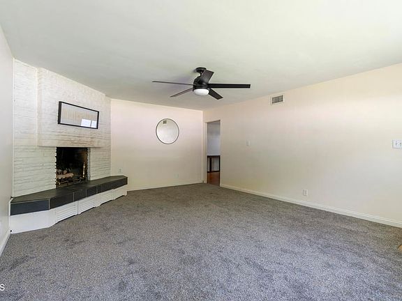 4th image of 838 Colorado Blvd