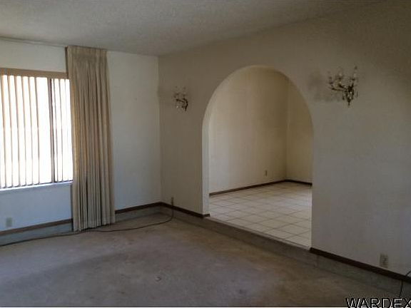 5th image of 290 Opossum Dr