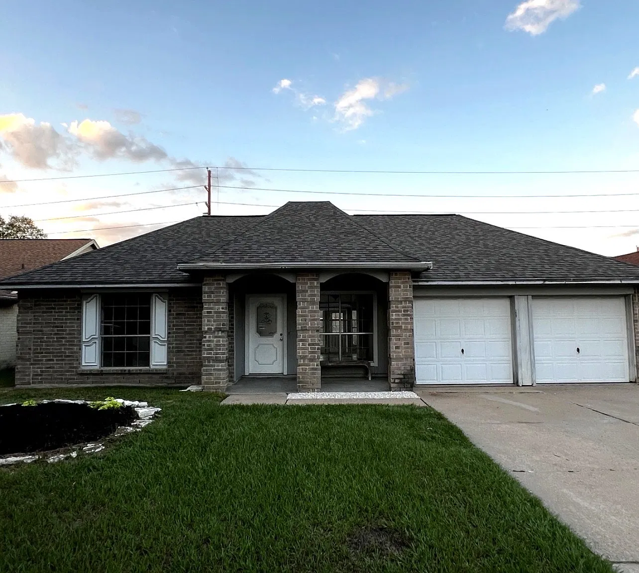 3 bed, 1422 sqft, $1,850 — Photo 1