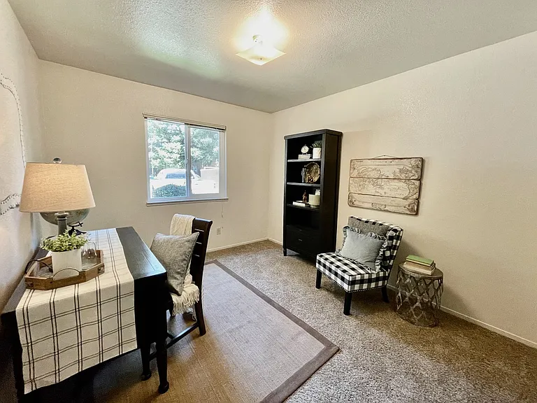 Pine Tree Apartments — Photo 39