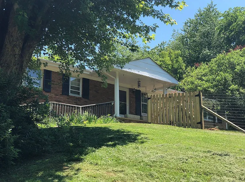 Hawk Haven Cv, Waynesville — Photo 2