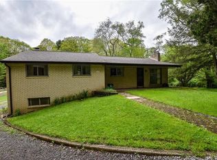 79 Glasgow Rd, Gibsonia, PA 15044