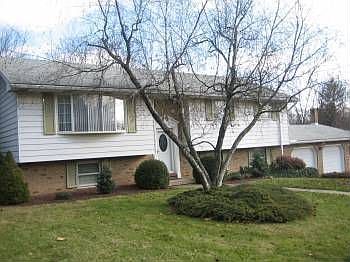 1st image of 312 Hillcrest Ave