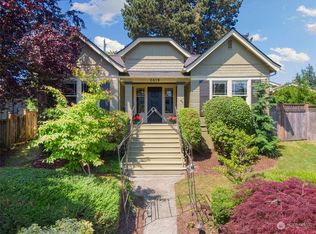 2619 49th Ave SW, Seattle, WA 98116