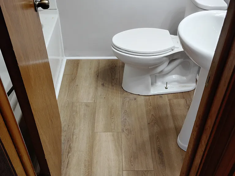 6050 Castle Dr — Photo 3