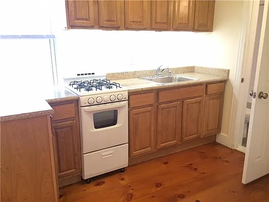 Rented by David Francis New York LLC | media 13