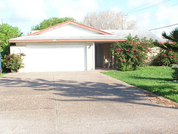 2nd image of 415 Fernandez St