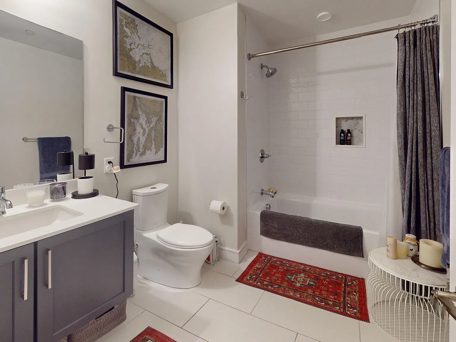 3 bed, 9999 sqft, $4,995 — Photo 4