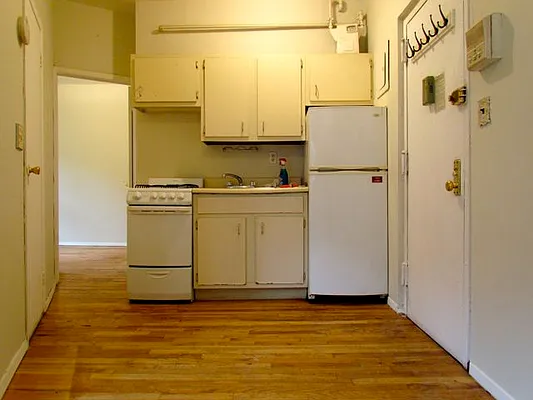 Rented by Landmark Real Estate | media 22