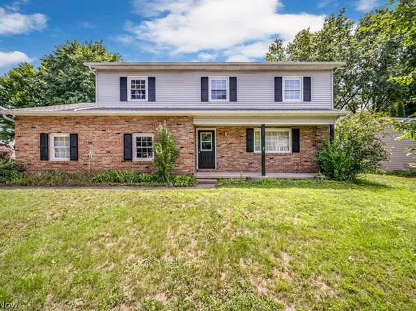 731 Redwood Dr, Canal Fulton, OH 44614