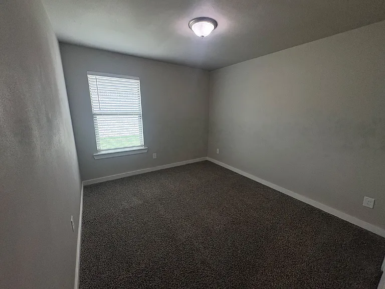 328 Ranger St — Photo 12
