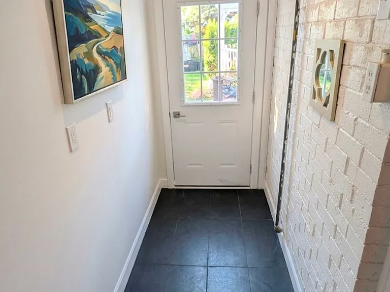 28 Summerhill Rd #BSMNT — Photo 9