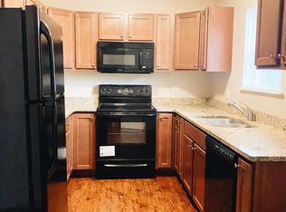 358 Miller Pointe Dr, Inman, SC 29349