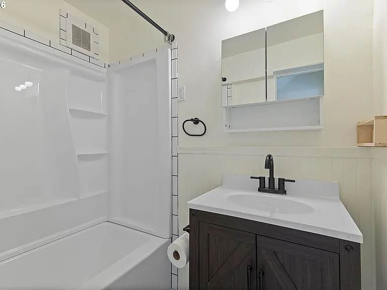 4805 NE 110th Ave — Photo 21