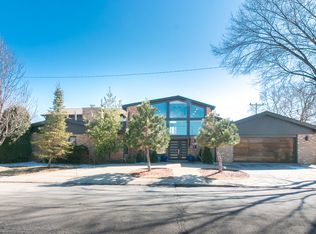 3401 W North Shore Ave, Lincolnwood, IL 60712