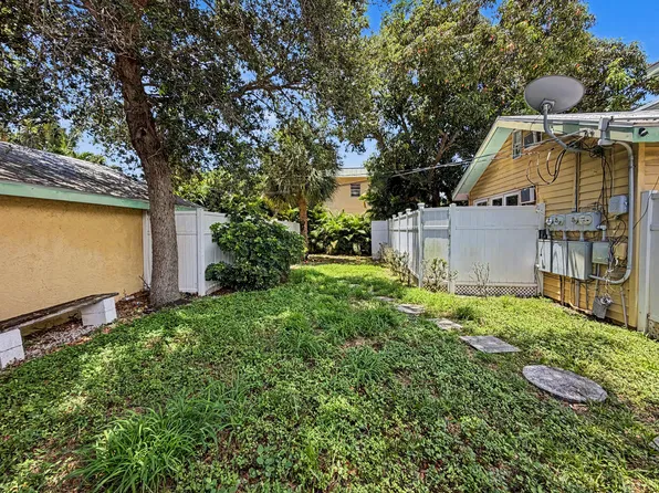 201 S Swinton Ave APT B, Delray Beach, FL 33444