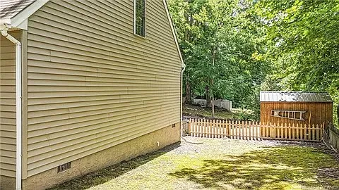 6195 Richmond Rd — Photo 31