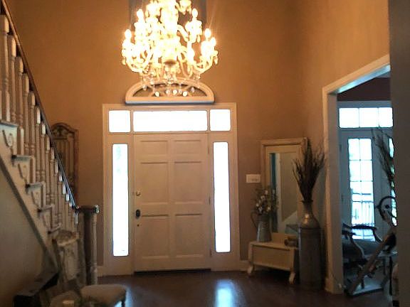 5th image of 1800 Pinehurst Dr