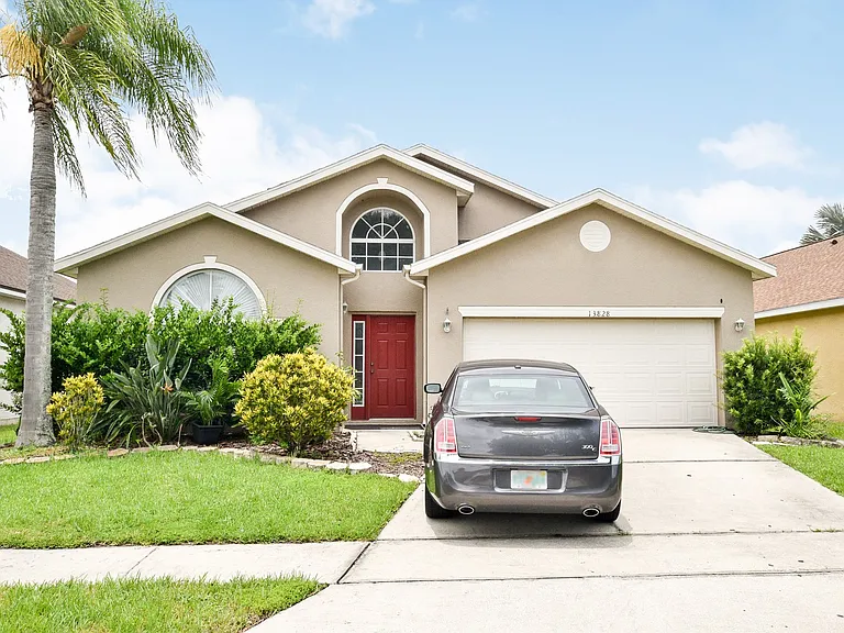 13828 Guildhall Cir — Photo 1