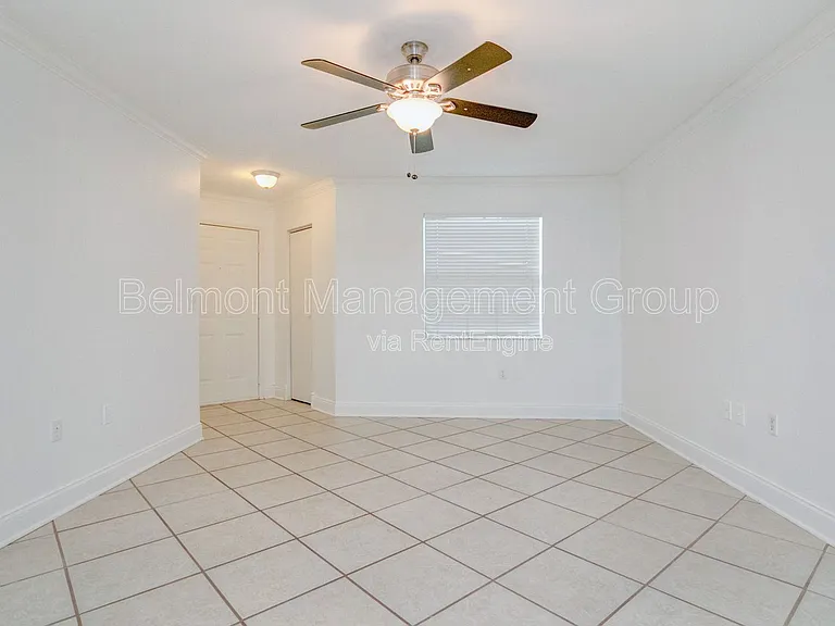 3004 Parkway Blvd #209 — Photo 3