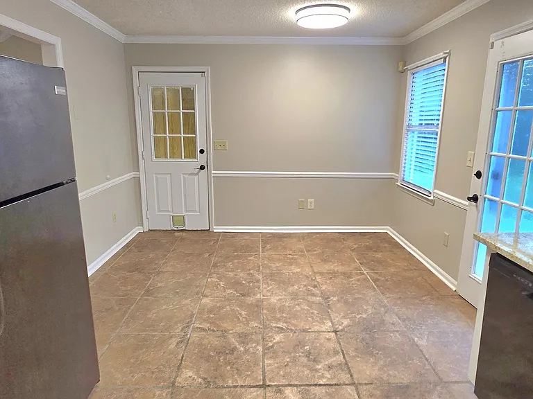 70 Covey Trl — Photo 9