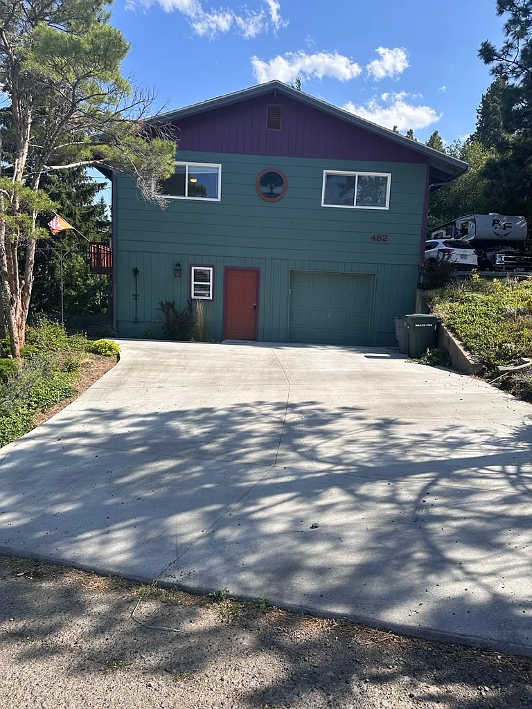 1 bed, 1400 sqft, $1,075 — Photo 2