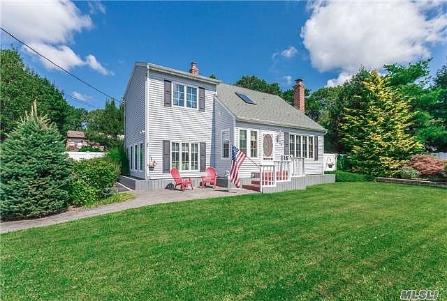 1st image of 129 Bonaparte Ave